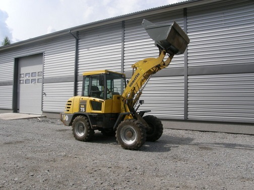 KOMATSU WA 75-3 pompa wody